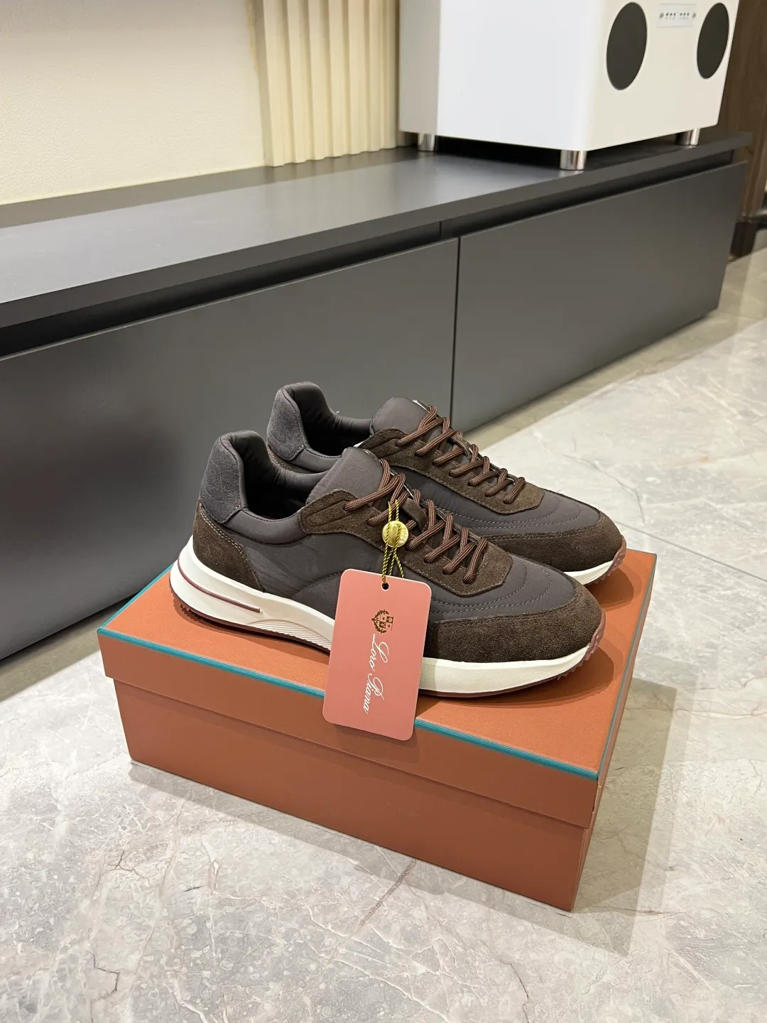 Men's men's shoes 💰p480 Loro men's shoes 💰piana niche classic jogging shoes, men's lace-up casual shoes and sneakers, high-quality lightweight and comfortable fabrics, suitable for outdoor leisure, the color scheme is young and energetic, and it looks great with sportswear or casual suits! Size: 38-44 (45 customized)